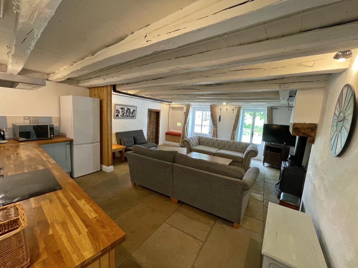 Villa Champs Chevrier à Mezieres-sur-Issoire Extérieur photo