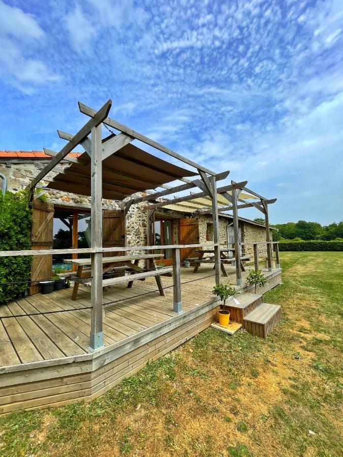 Villa Champs Chevrier à Mezieres-sur-Issoire Extérieur photo
