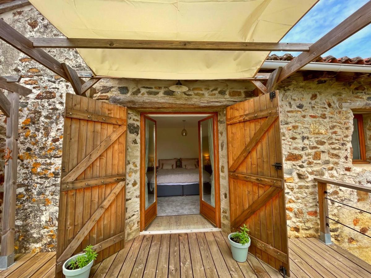 Villa Champs Chevrier à Mezieres-sur-Issoire Extérieur photo